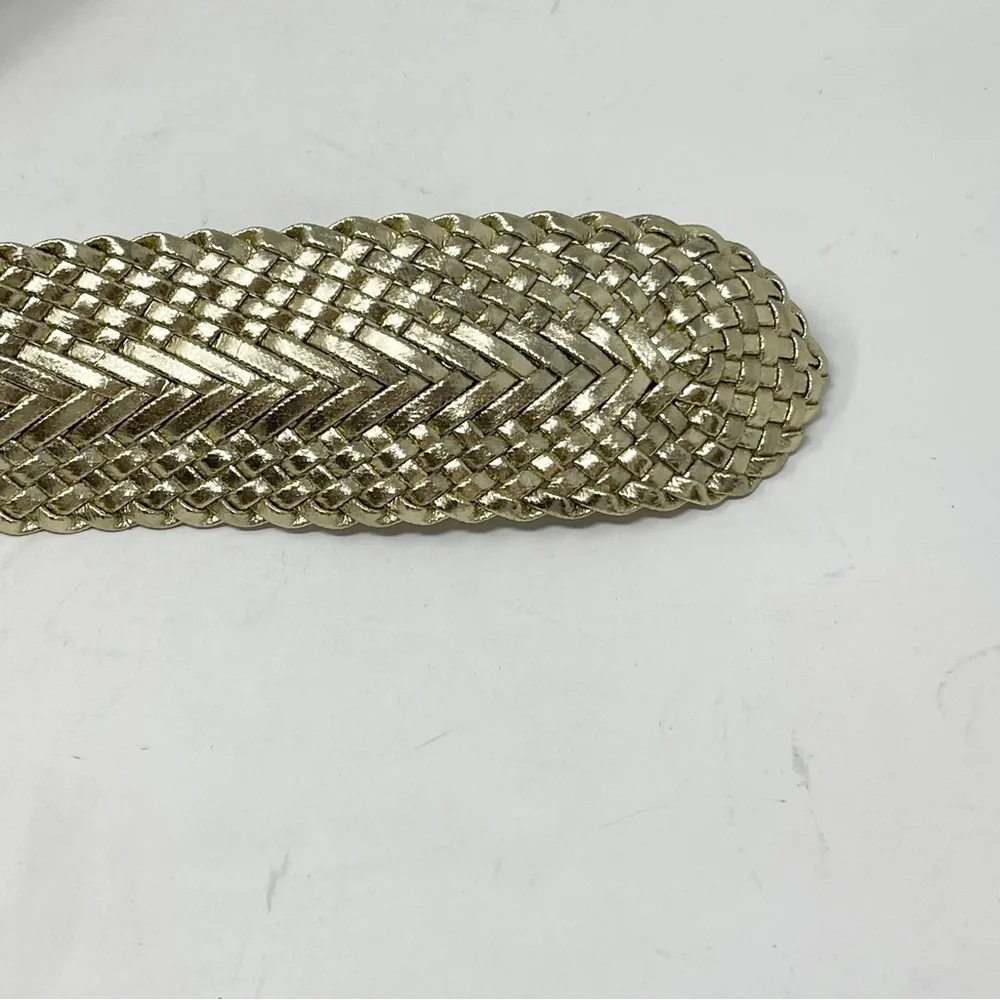 OOAK Vintage Women’s Gold Tone Brass Fish Buckle Woven Leather Belt Adjustable - Picture 7 of 8